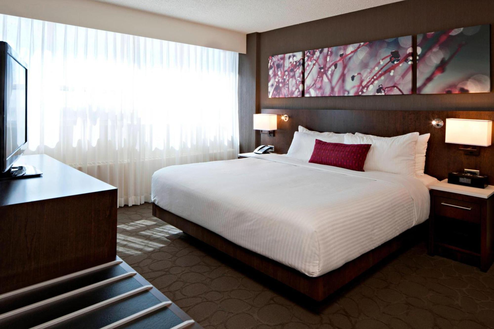 Delta Hotels By Marriott Edmonton South Conference Centre Extérieur photo