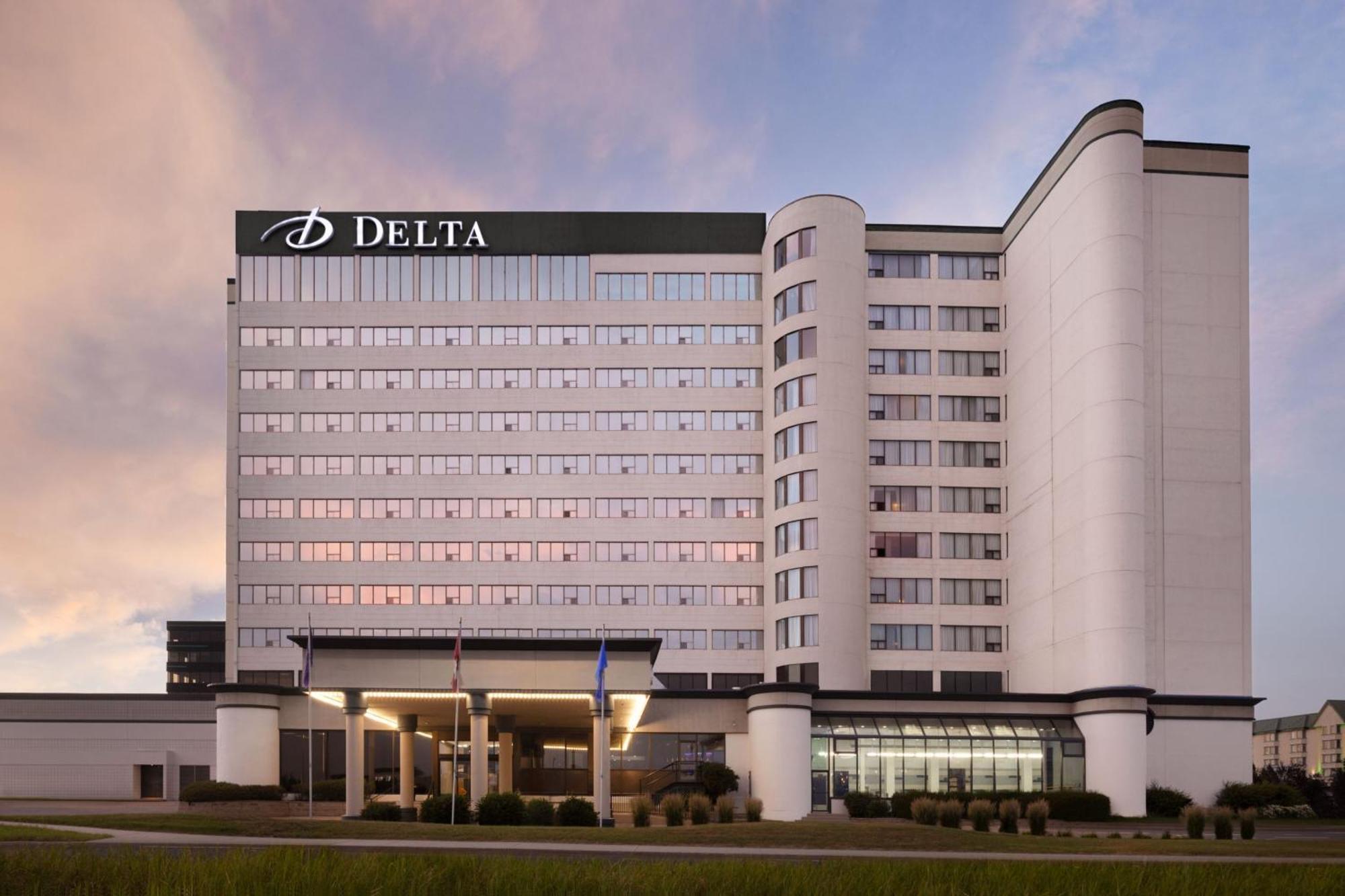 Delta Hotels By Marriott Edmonton South Conference Centre Extérieur photo