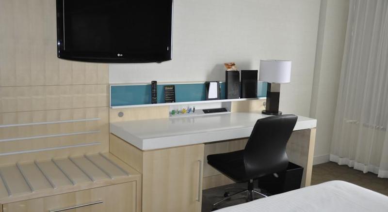 Delta Hotels By Marriott Edmonton South Conference Centre Extérieur photo