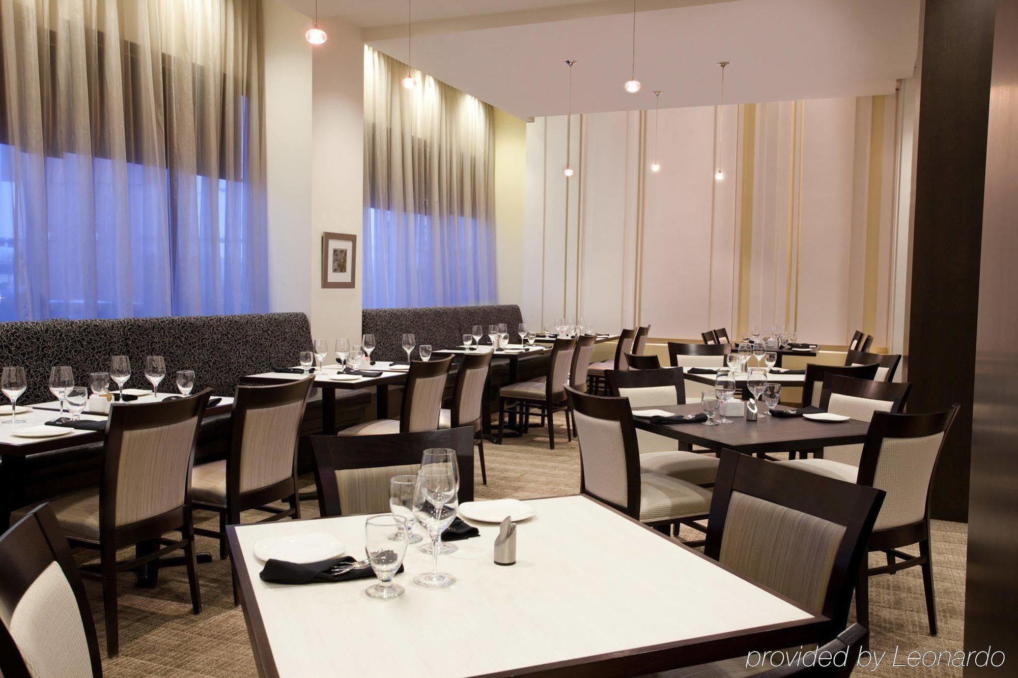 Delta Hotels By Marriott Edmonton South Conference Centre Extérieur photo