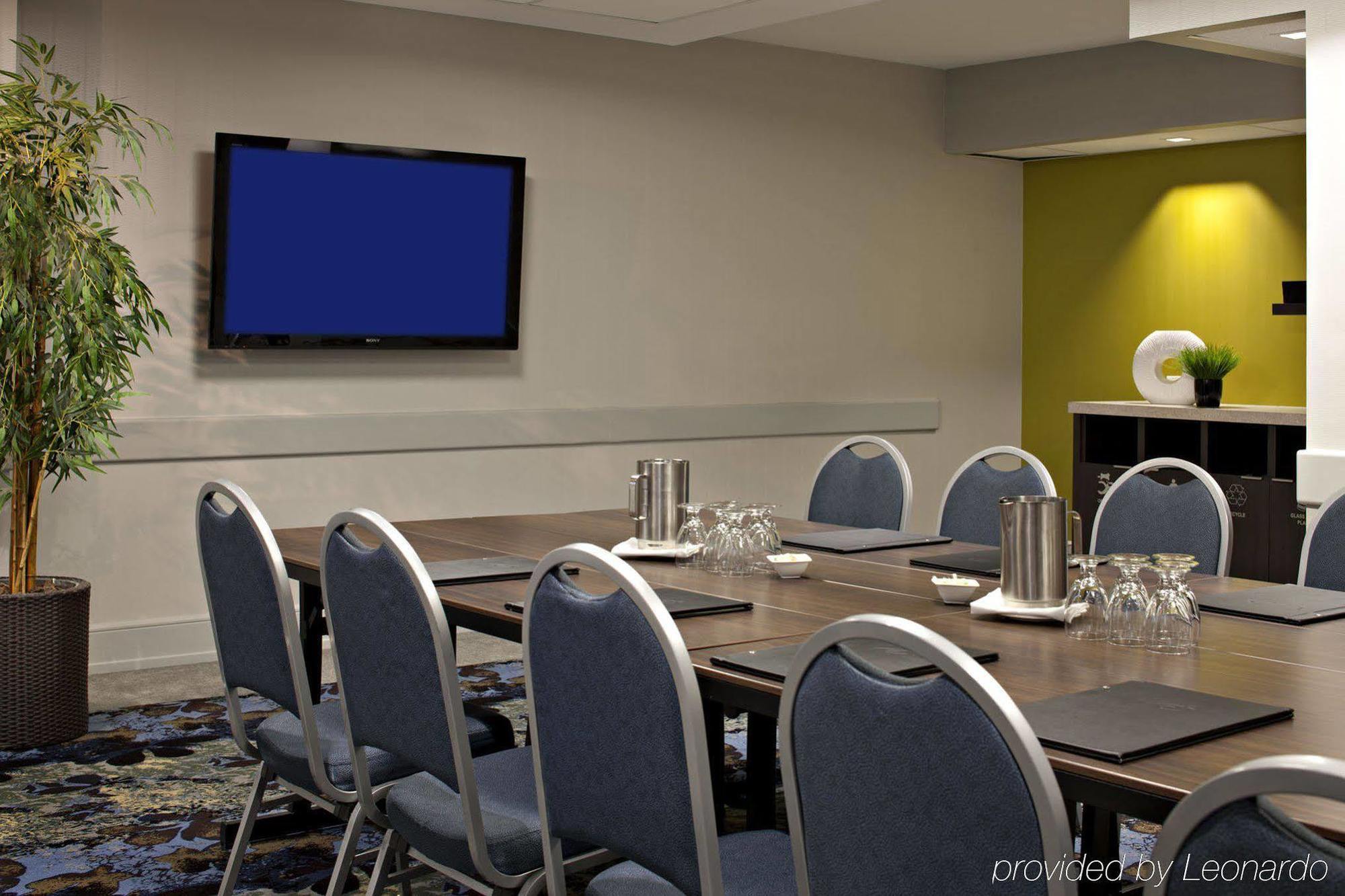 Delta Hotels By Marriott Edmonton South Conference Centre Extérieur photo