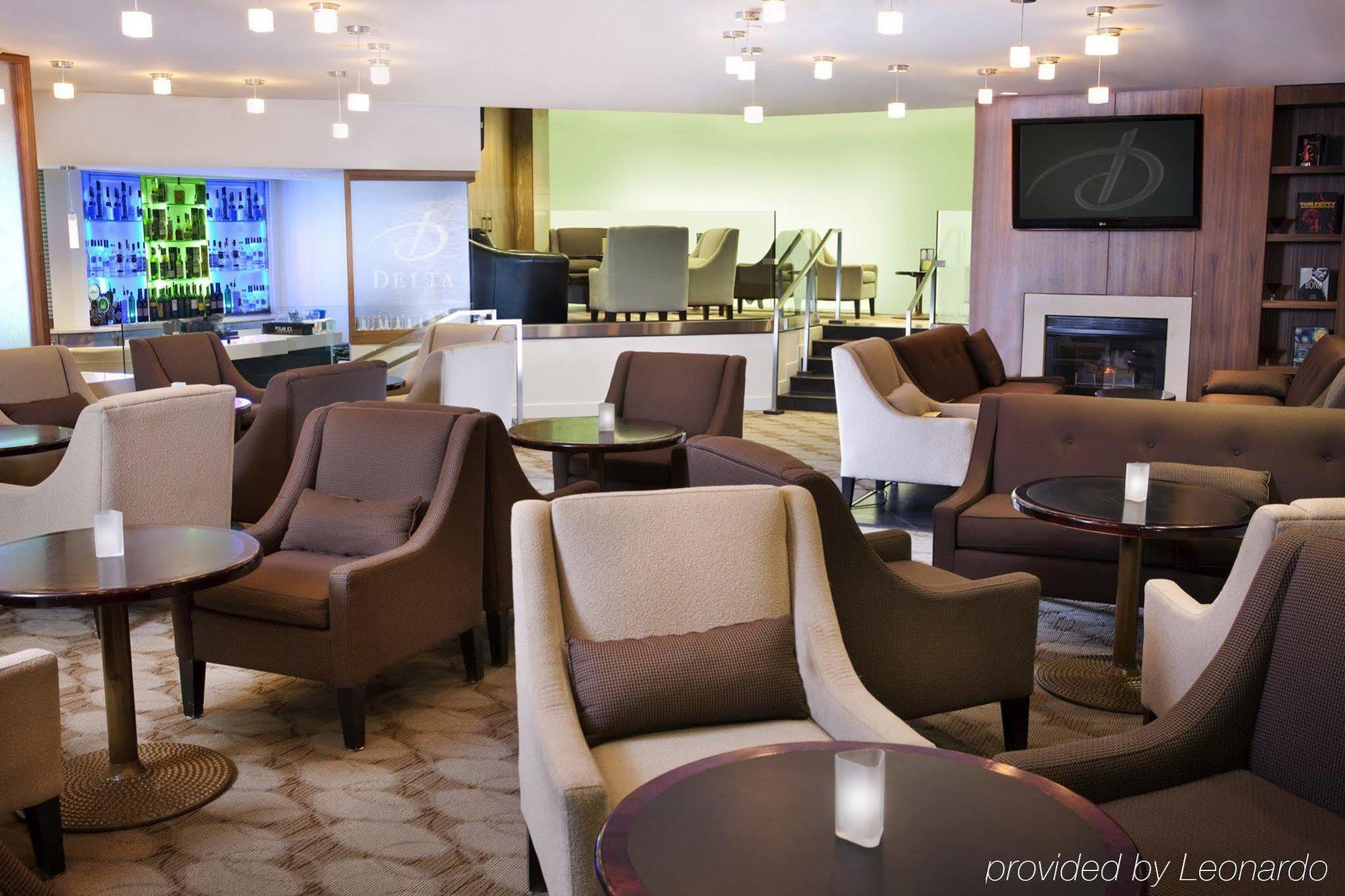 Delta Hotels By Marriott Edmonton South Conference Centre Extérieur photo